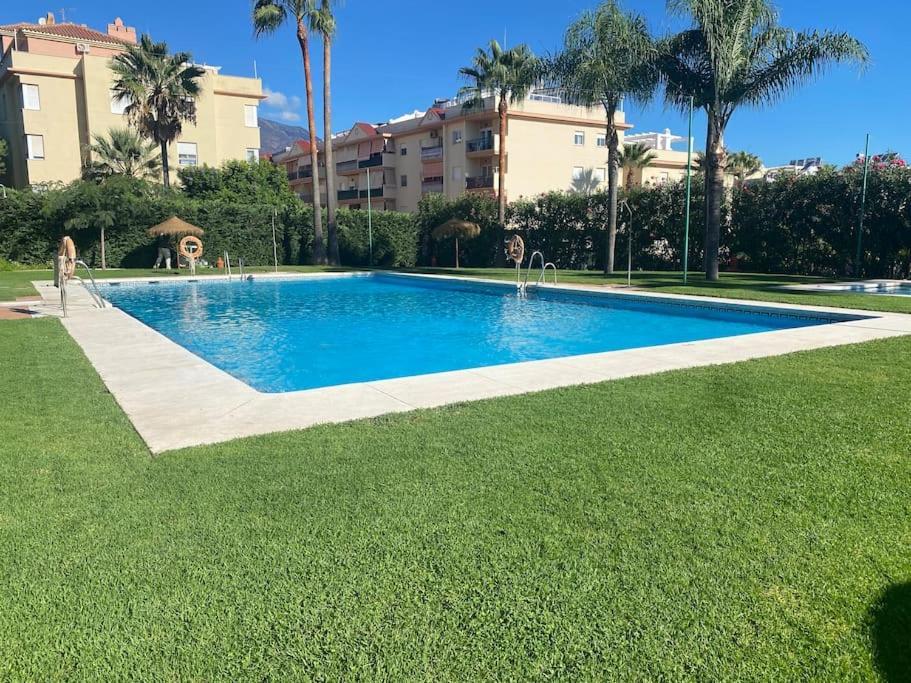 Central Estepona 3 Bed Apt With Pool And Parking Dış mekan fotoğraf