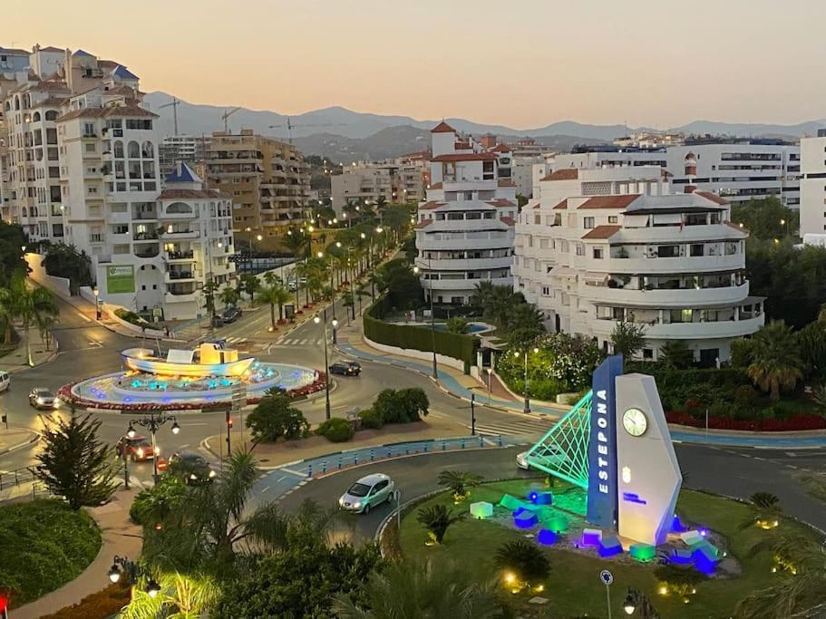 Central Estepona 3 Bed Apt With Pool And Parking Dış mekan fotoğraf